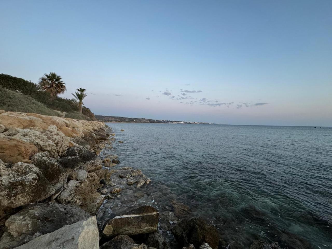 Serenity Corner Pafos Exterior foto